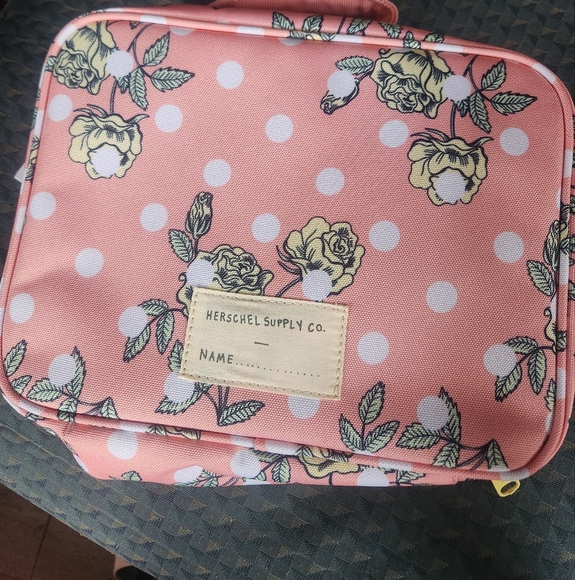 Herschel Pink Floral Polka Dot Bag Peony discontinued New With Tags Lunchbox - Picture 2 of 6